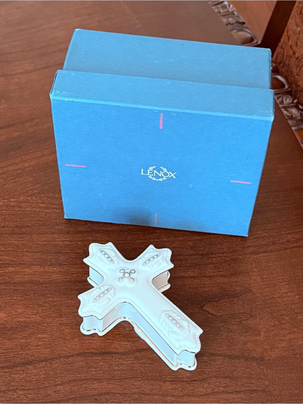 VTG Lenox China Treasures Heavenly Cross Rosary Jewelry Trinket Box Handcrafted